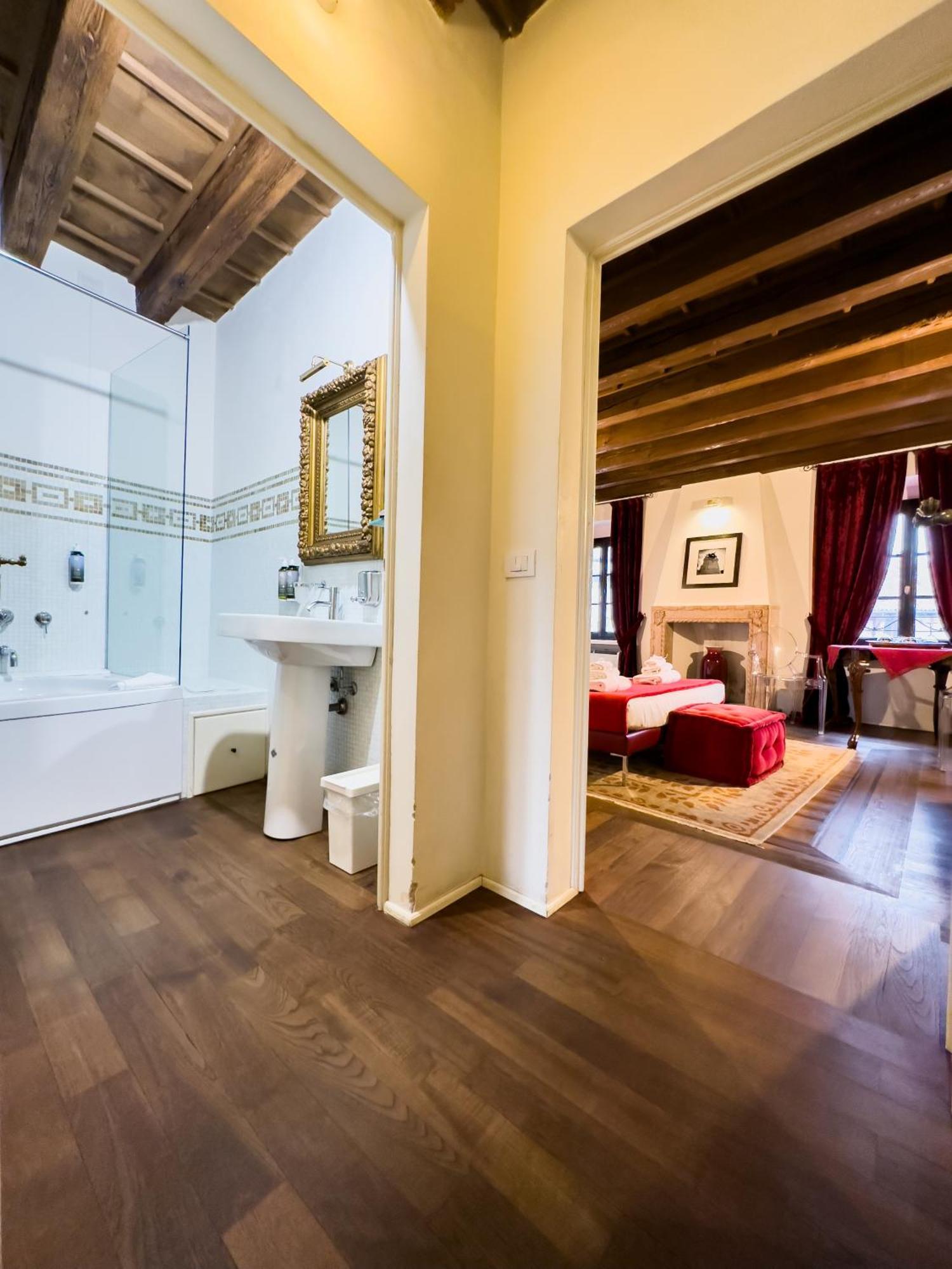 Truly Verona - Delle Erbe Suites Exterior foto